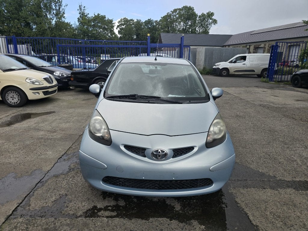 Toyota aygo 1000cc essence seulement 48000km bt auto 5ptes, Auto's, Stof, 50 kW, Zwart, https://public.car-pass.be/vhr/c28aac9a-4378-4b31-8498-bcd186d6f89a