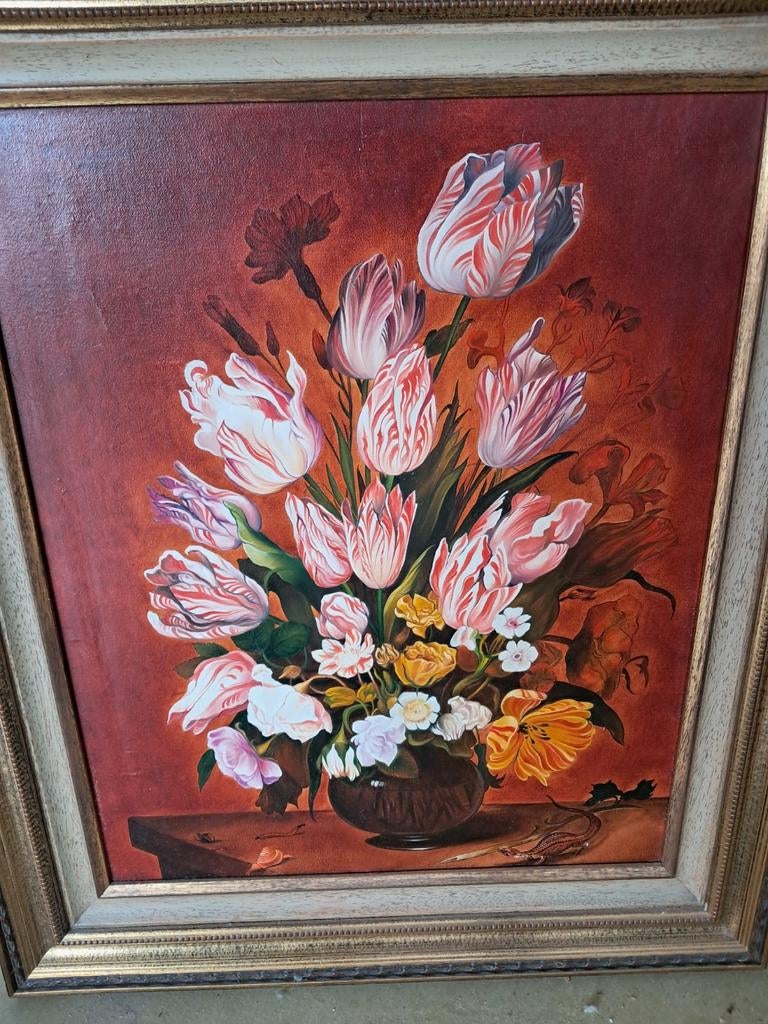 Tulipes, Antiquités & Art, Enlèvement