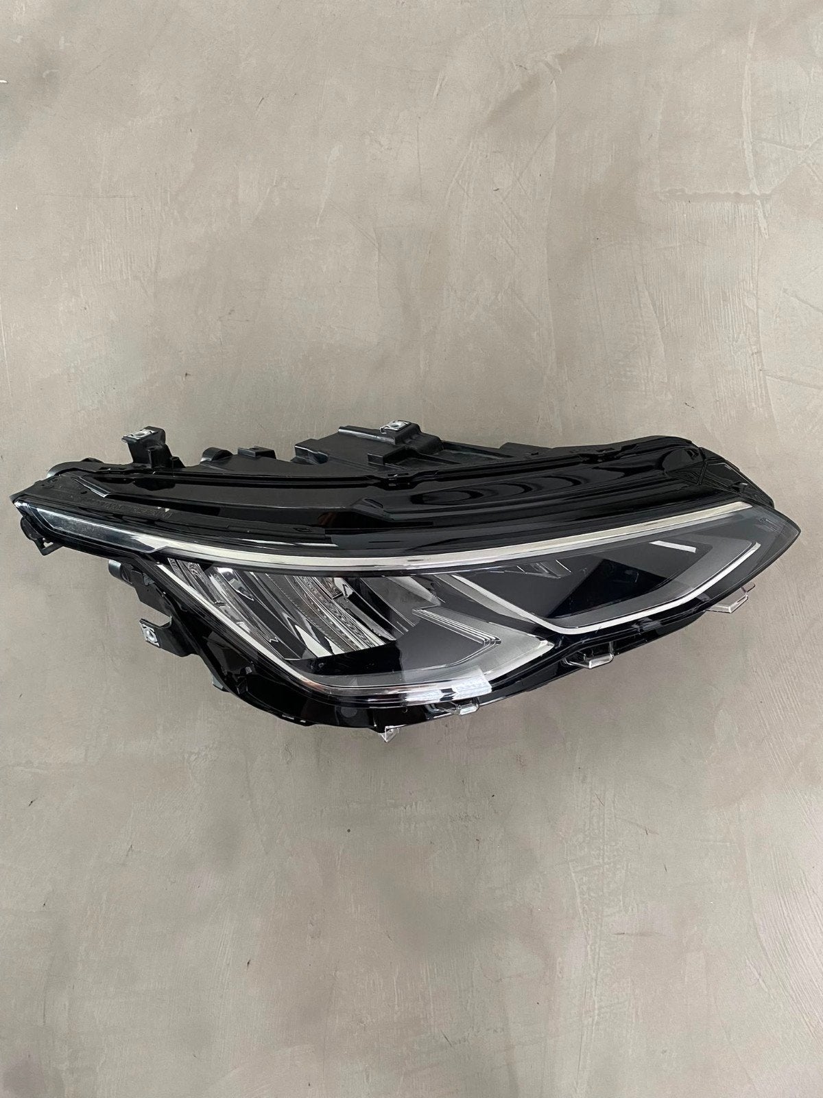 koplamp vw Golf 8, Ophalen