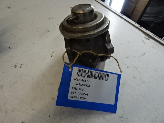 VANNE EGR Volkswagen Polo IV Classic (9N5 / 6) (045129637A), Utilisé, Volkswagen