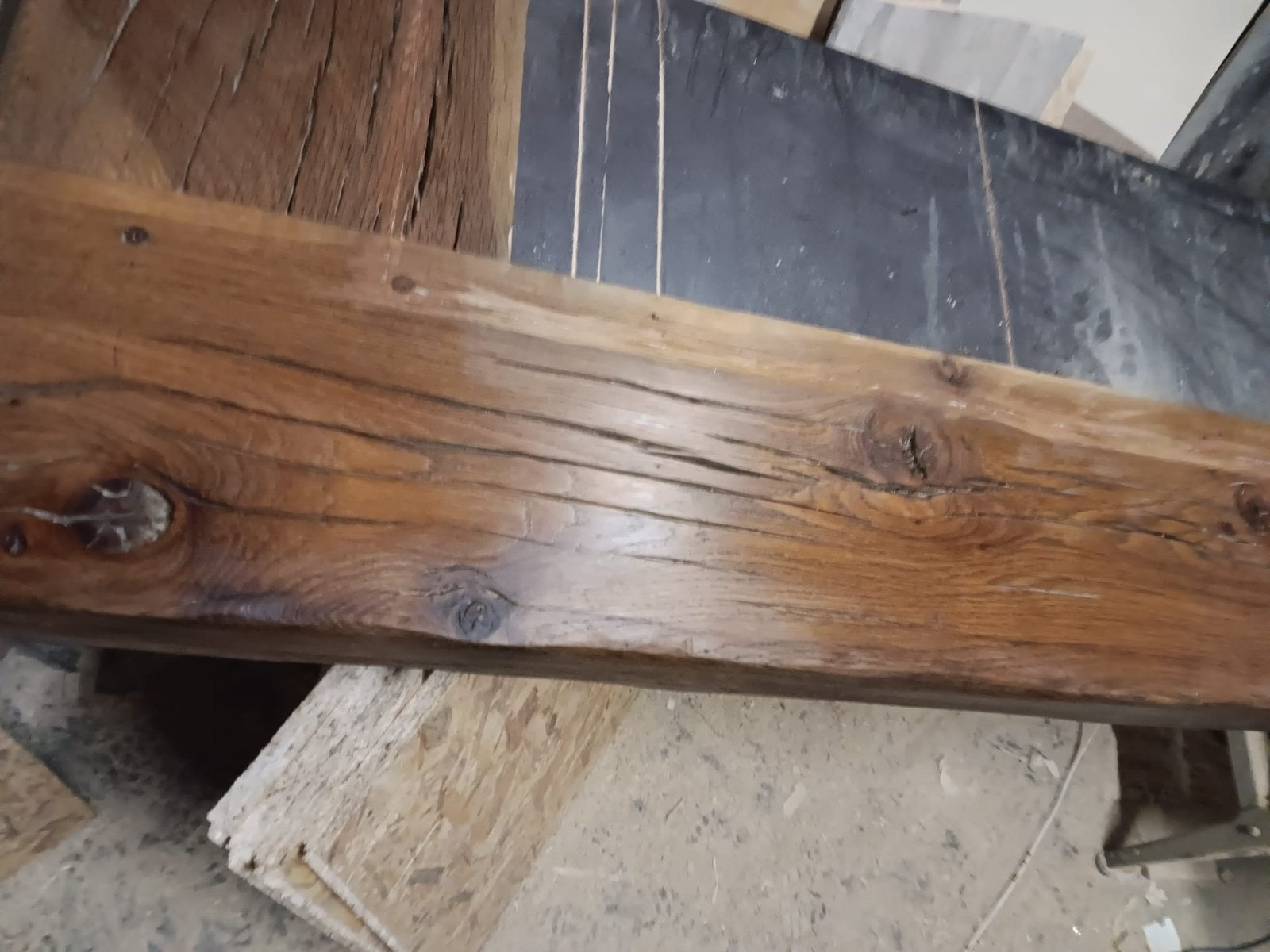 1 eiken-plank te koop, Bricolage & Construction, Bois & Planches, Enlèvement, Comme neuf, Chêne, Planche