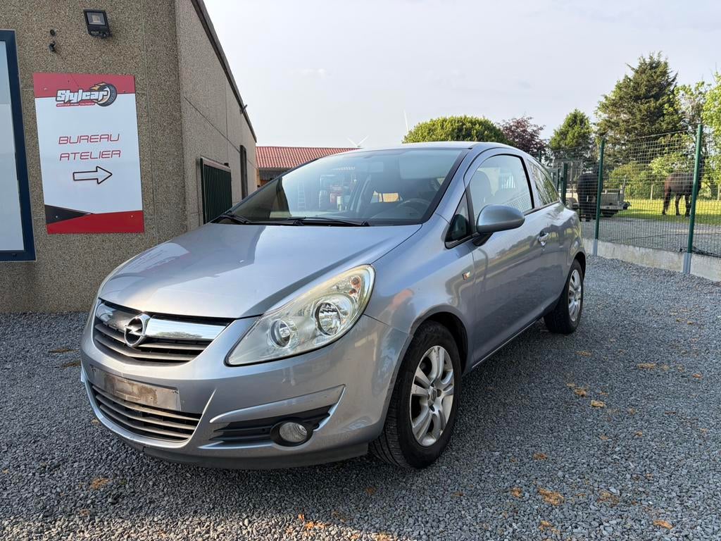 Opel Corsa – 2009 – 183.000 km, Autos, Opel, Particulier, Corsa, Verrouillage central, Diesel, 3 portes, Boîte manuelle, Argent ou Gris