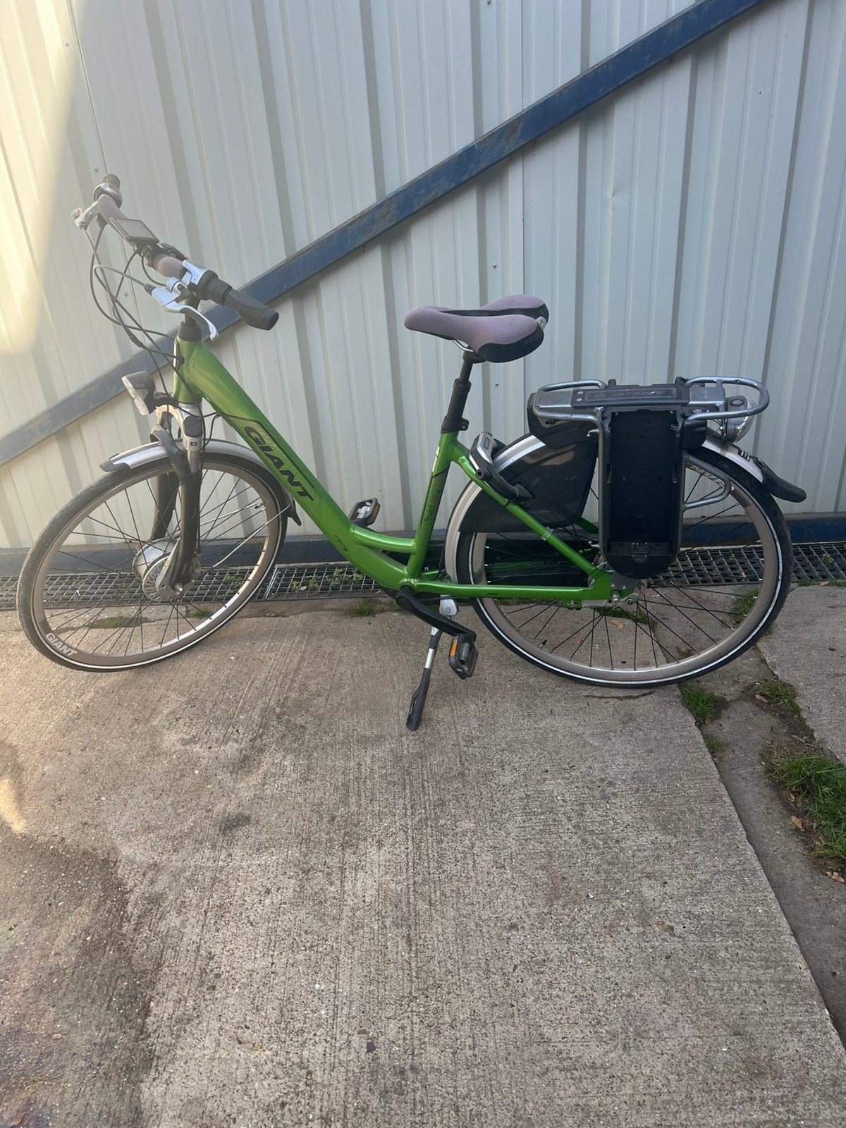 Giant elektrisch fiets, Fietsen en Brommers, Ophalen, Zo goed als nieuw