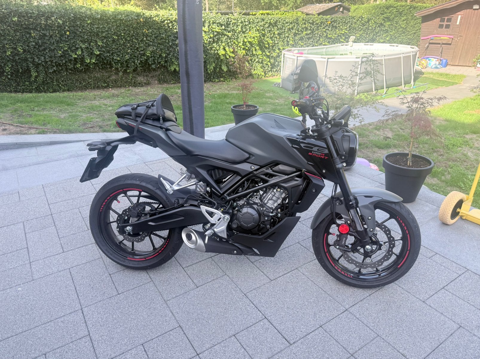 Honda cb125r nieuw, Particulier, 11 kW of minder, Naked bike
