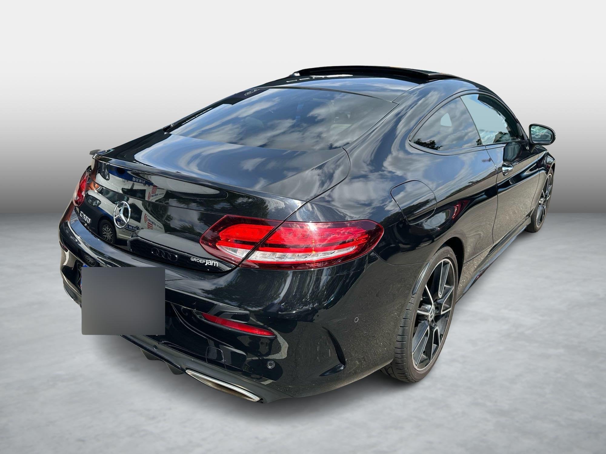 Mercedes-Benz C-Klasse Coupé C 300 AMG-Line (automatique), 1800 kg, Beige, Entreprise, Entretenue par le concessionnaire