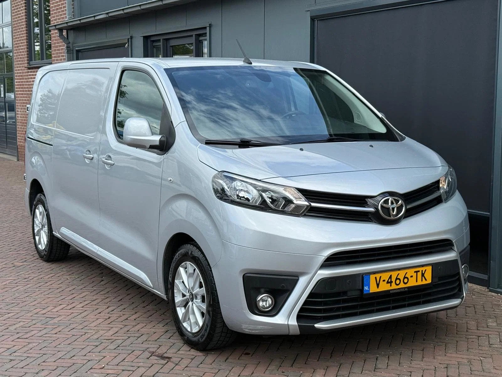 Toyota ProAce 2.0 D Professional 2x schuifdeur Trekhaak PDC, Auto's, Bestelwagens en Lichte vracht, 90 kW, Dealer onderhouden