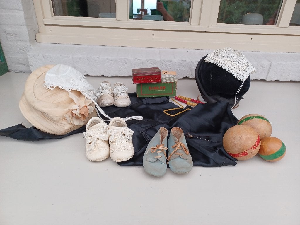 brocante prullaria, Ophalen
