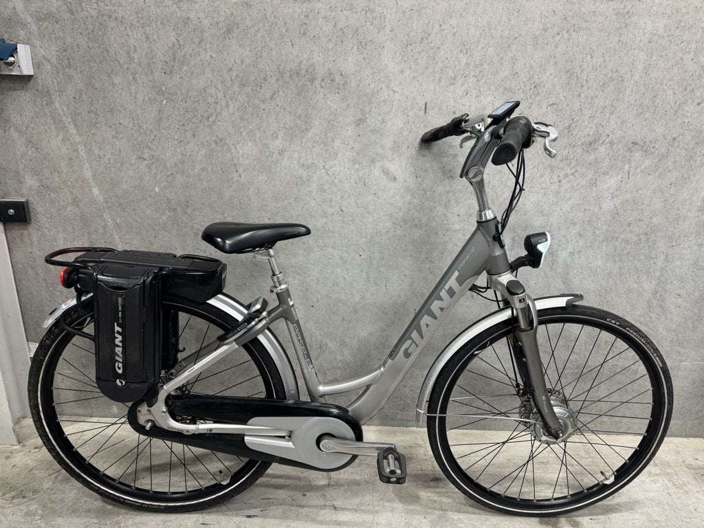 Giant Ease-e elektrische fiets met twee accu’s, Fietsen en Brommers, Fietsen | Dames | Damesfietsen, Gebruikt, Giant, Versnellingen