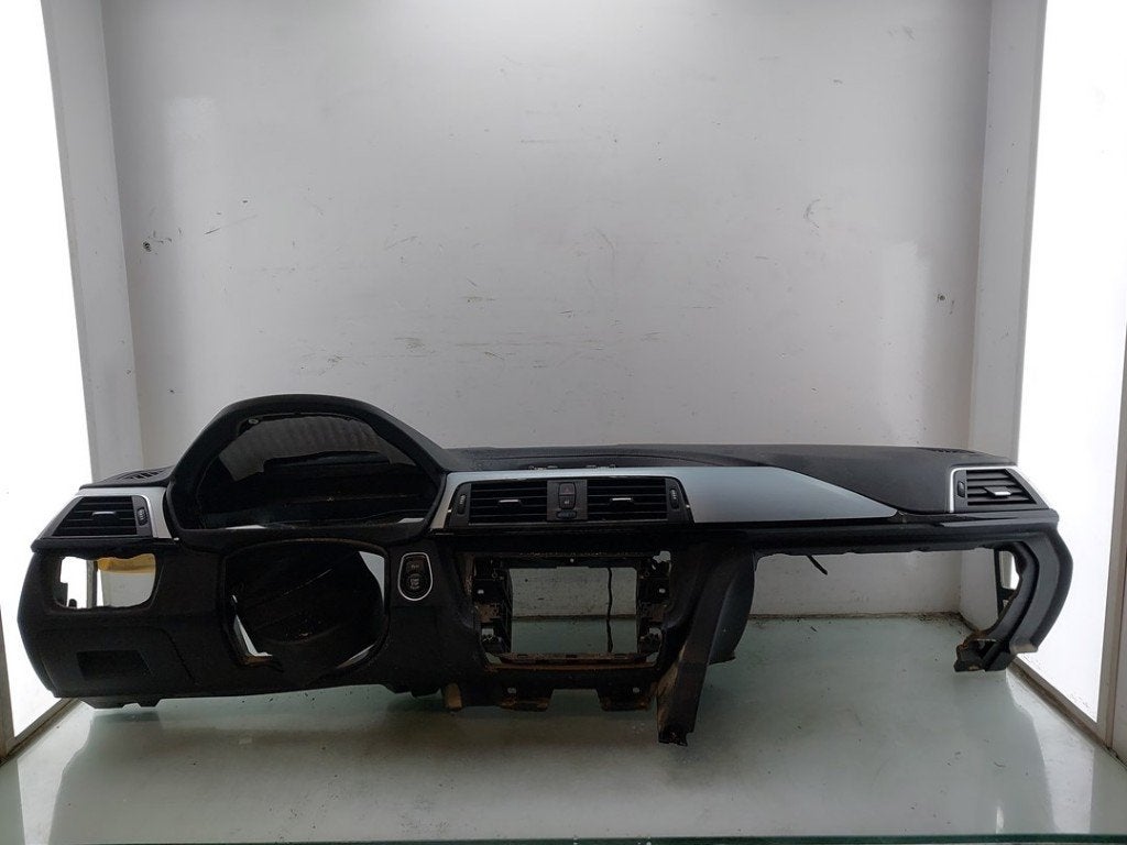 ENSEMBLE AIRBAG + TABLEAU DE BORD BMW 3 serie (F30), Utilisé, BMW, Petuelring 130
80809  München, DE, Bayerische Motoren Werke AG