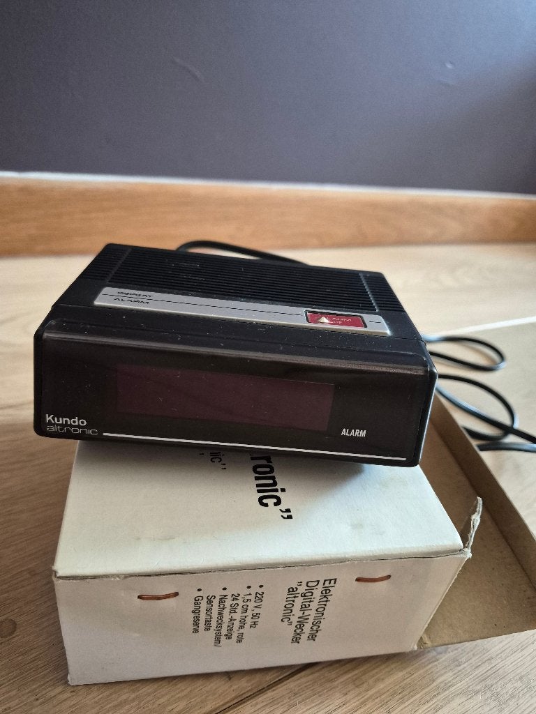 radio réveil, Enlèvement, Utilisé