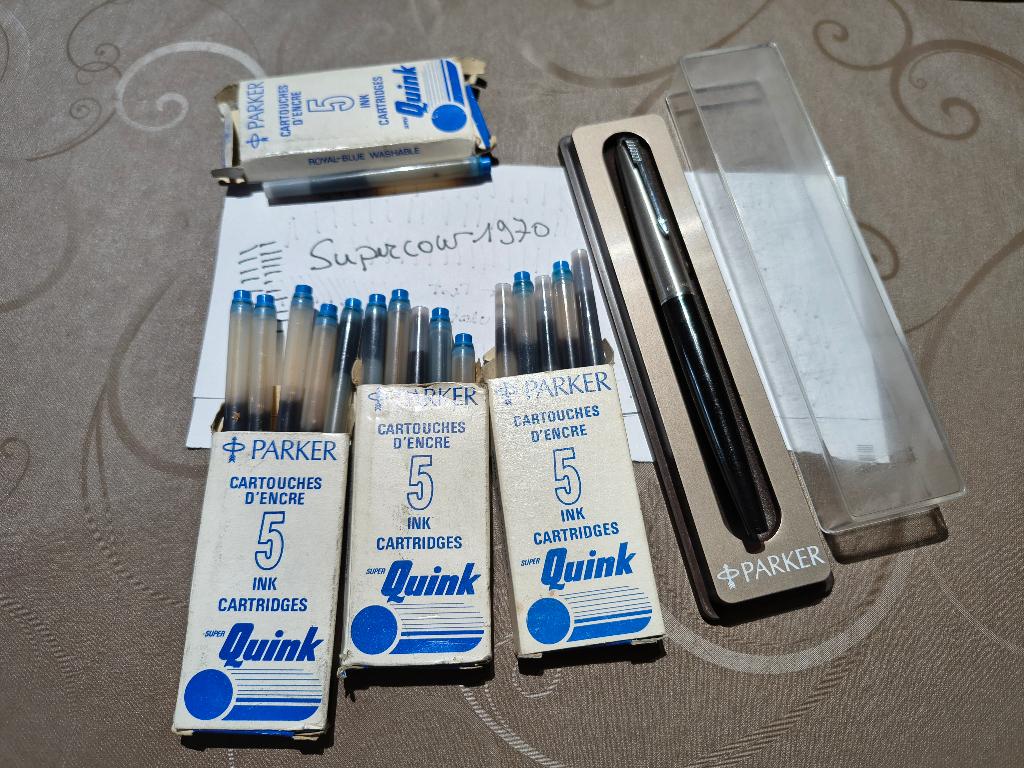 Parker vintage 45 vulpen (in pennendoosje + 16 inktpatronen), Verzamelen, Pennenverzamelingen, Ophalen, Gebruikt, Parker, Met doosje