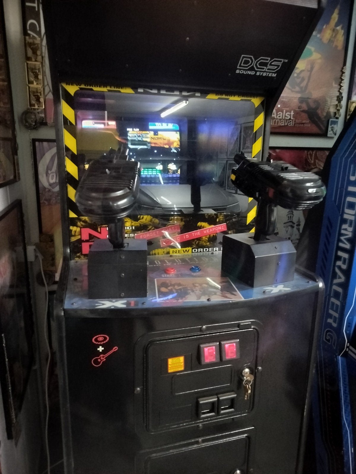 Arcade shooter kast revolution x, Enlèvement