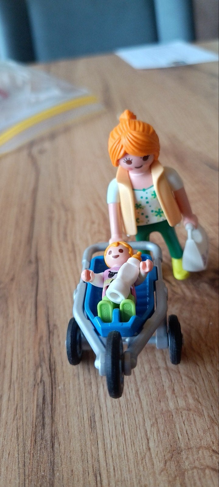Playmobil moeder en kind met papfles, Ophalen