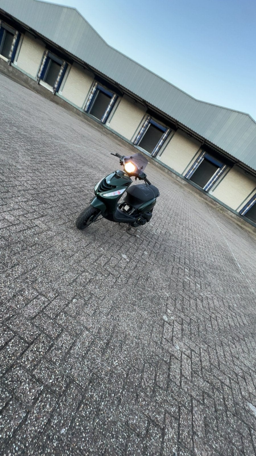 Zip a klassen, Fietsen en Brommers, Scooters | Piaggio, Gebruikt, Zip, Klasse A (25 km/u), Benzine, Ophalen