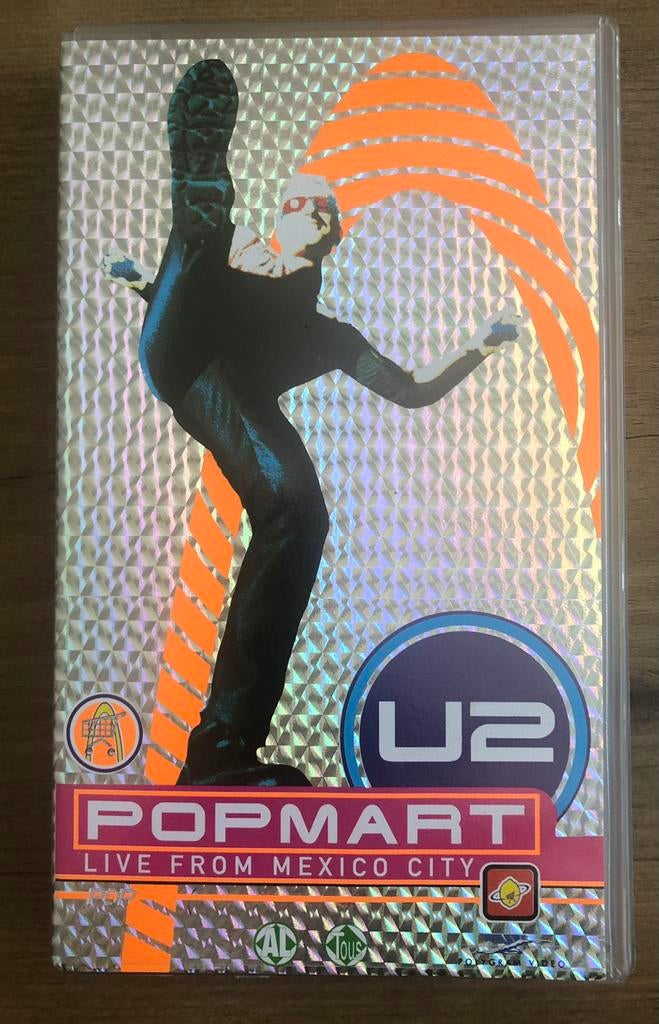 VHS-band U2 Popmart Live From Mexico 1998, Ophalen of Verzenden, Zo goed als nieuw