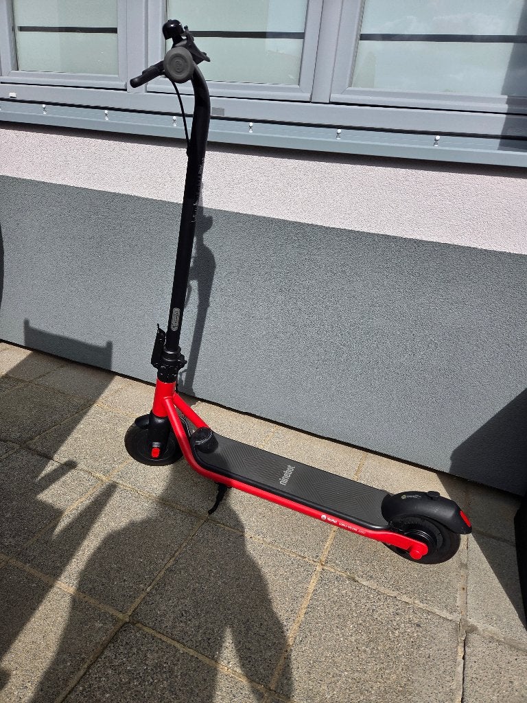 Trotinette enfant, Enlèvement, Comme neuf, Step électrique (E-scooter), Ninebot