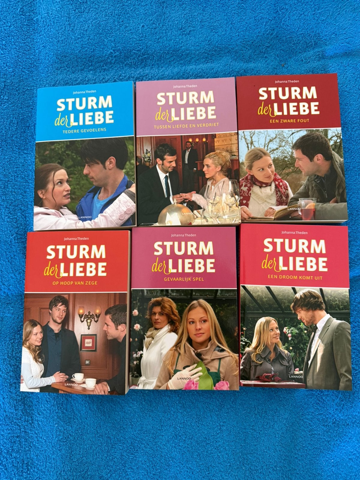 15 leesboeken van Sturm der liebe, Boeken, Verzenden, Zo goed als nieuw