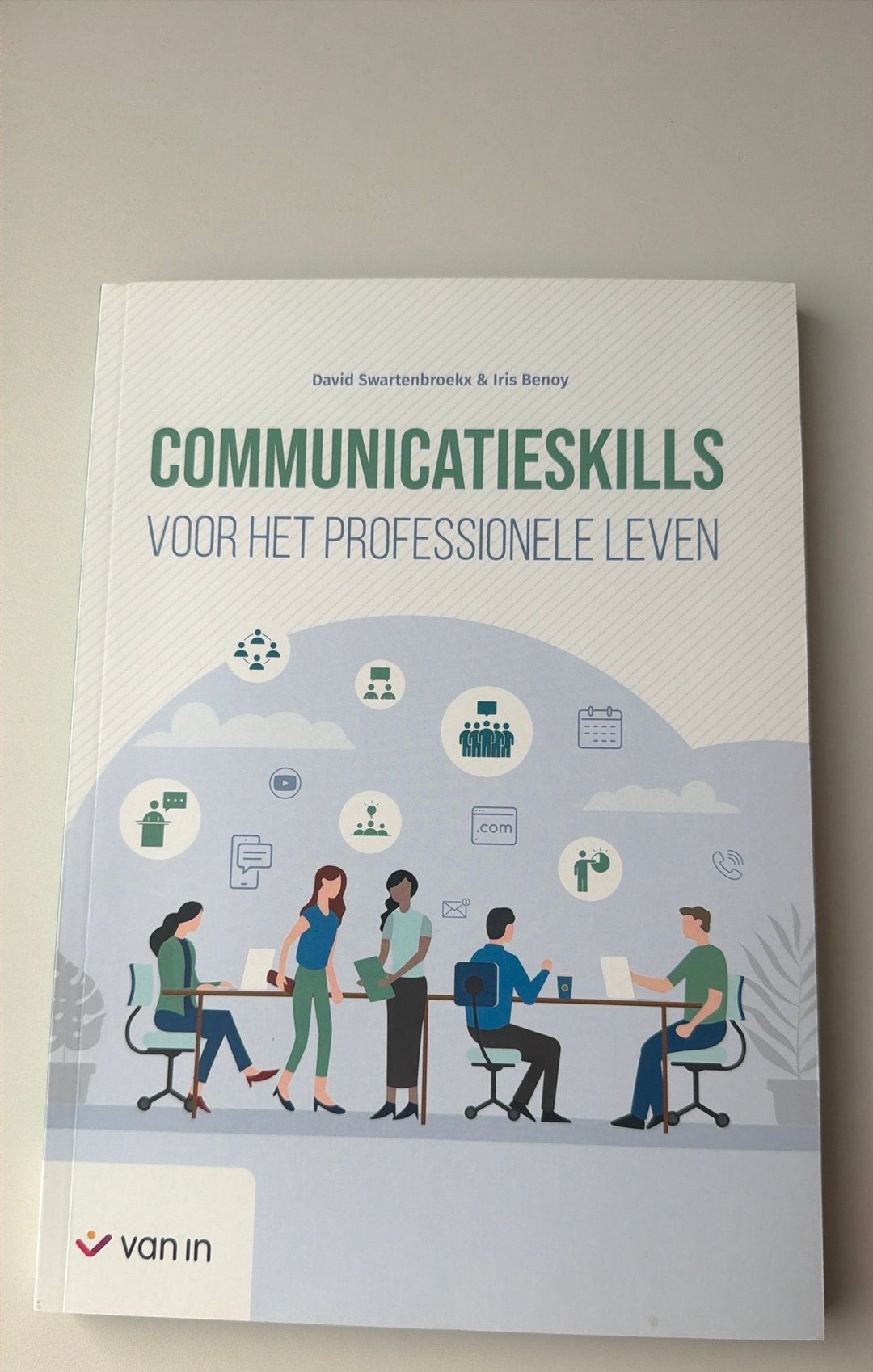 Marketing & Communicatie boeken – Nieuw – UCLL, Boeken, Ophalen, Zo goed als nieuw