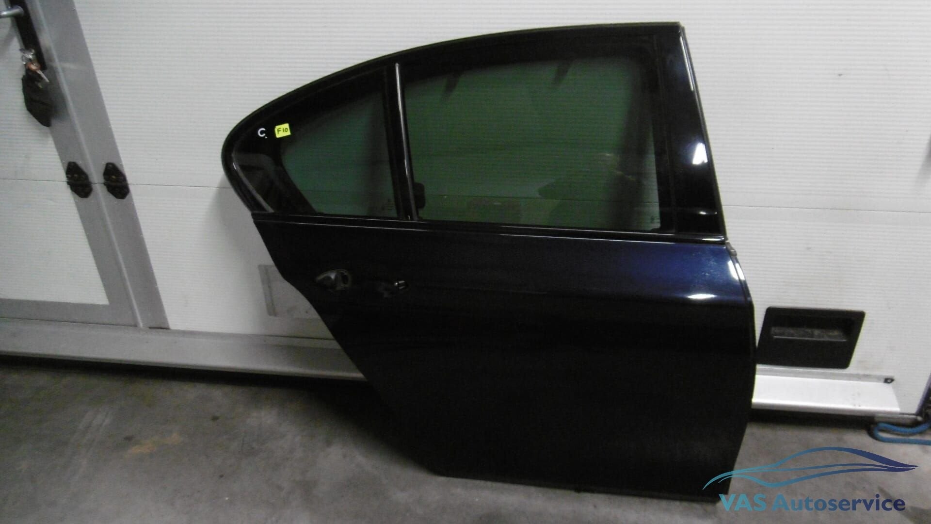 Portier BMW 5-serie F10  sedan  rechtsachter carbonzwart, -, Origine de la pièce connue, Utilisé, Porte