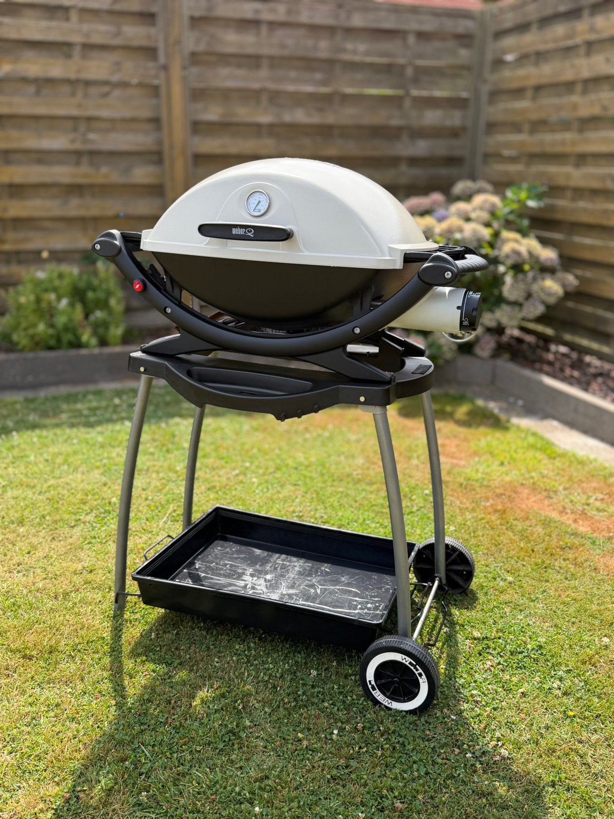 Barbecue à gaz WEBER Q200 - excellent état, Jardin & Terrasse, Barbecues à gaz, Enlèvement, Utilisé