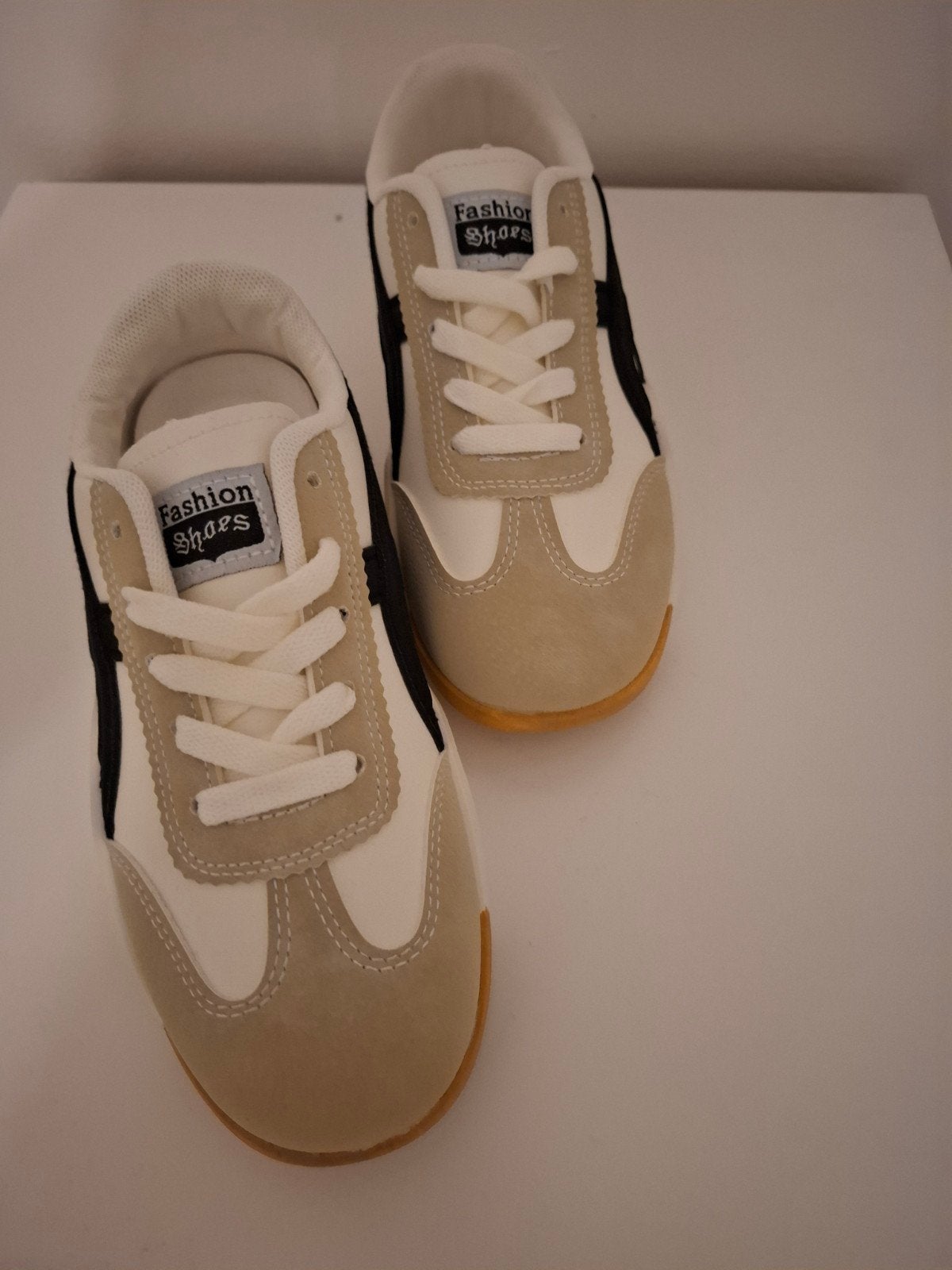 sport schoen nieuw, Sports & Fitness, Basket, Enlèvement ou Envoi