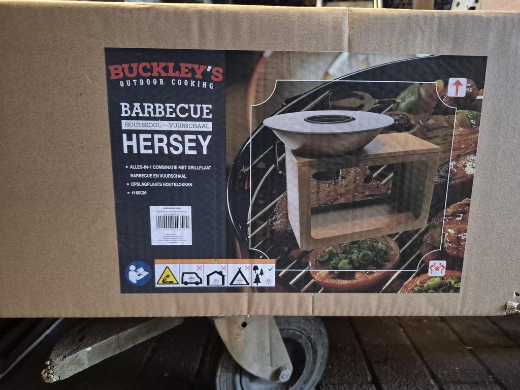 HERSEY Barbecue+vuurschaal NIEUW, Tuin en Terras, Ophalen, Zo goed als nieuw