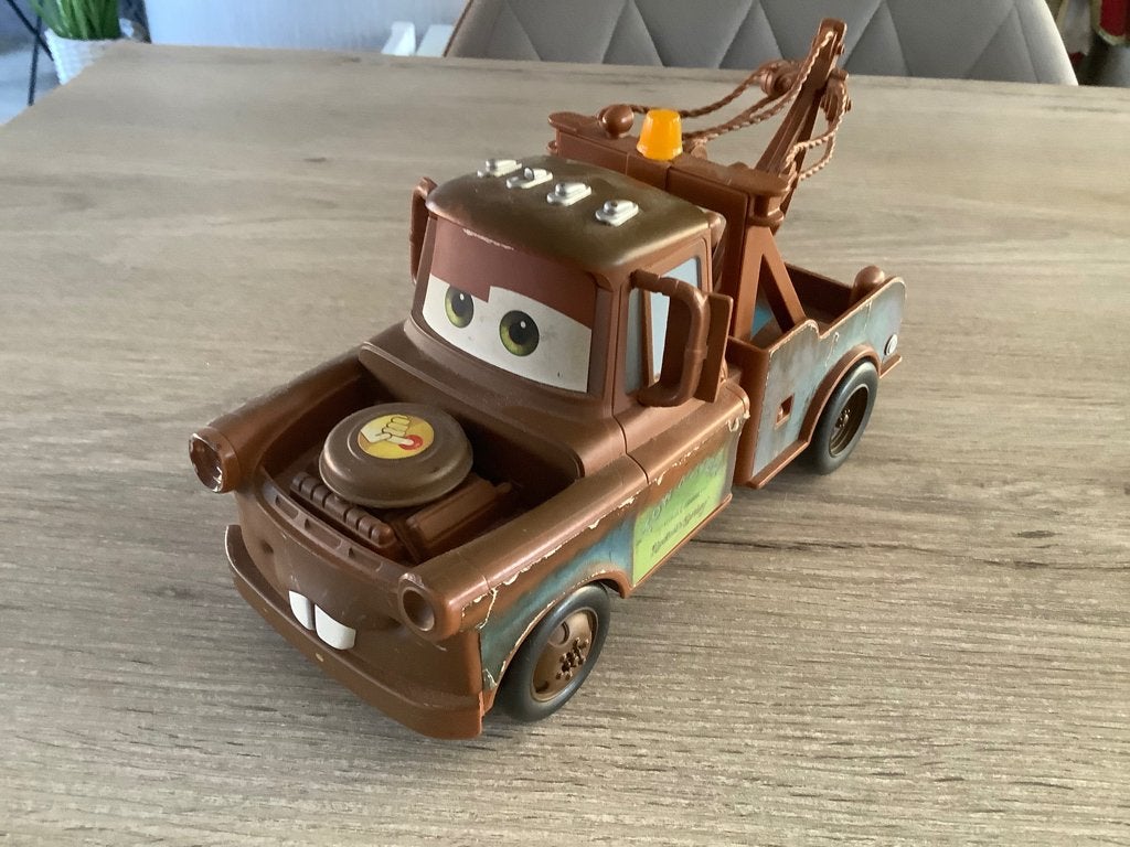 Disney-Pixar Cars Takel plastic character (Licht-Geluid), Ophalen of Verzenden, Zo goed als nieuw