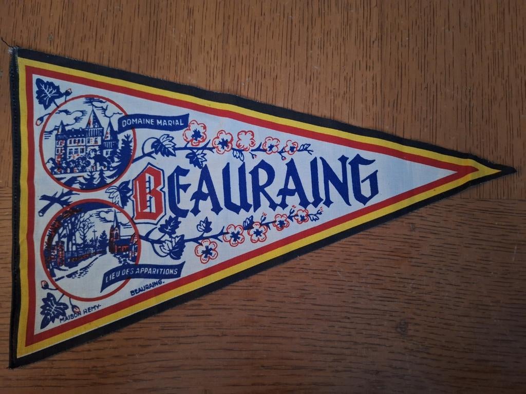 Oude wimpel domaine marial Beauraing, Enlèvement ou Envoi