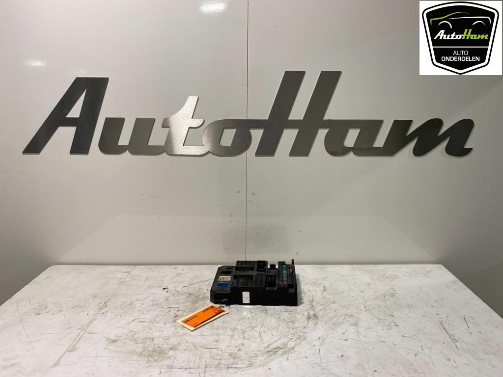 ZEKERINGKAST Peugeot 207 / 207+ (WA / WC / WM), Gebruikt, Peugeot