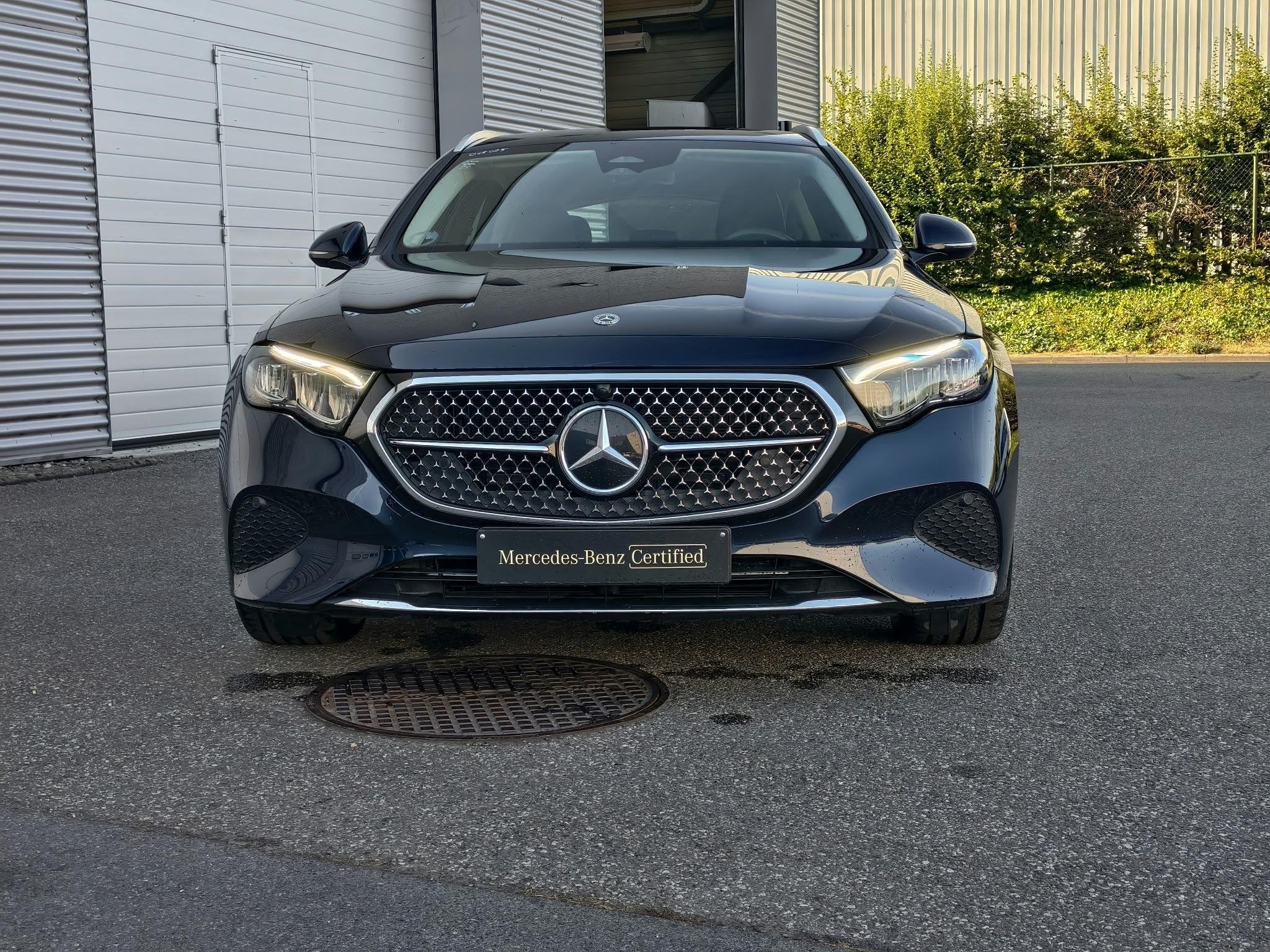 Mercedes-Benz E-Klasse 300 e Break Luxury Line | Distronic |, Automaat, Dealer onderhouden, Gebruikt, Plug-in hybride