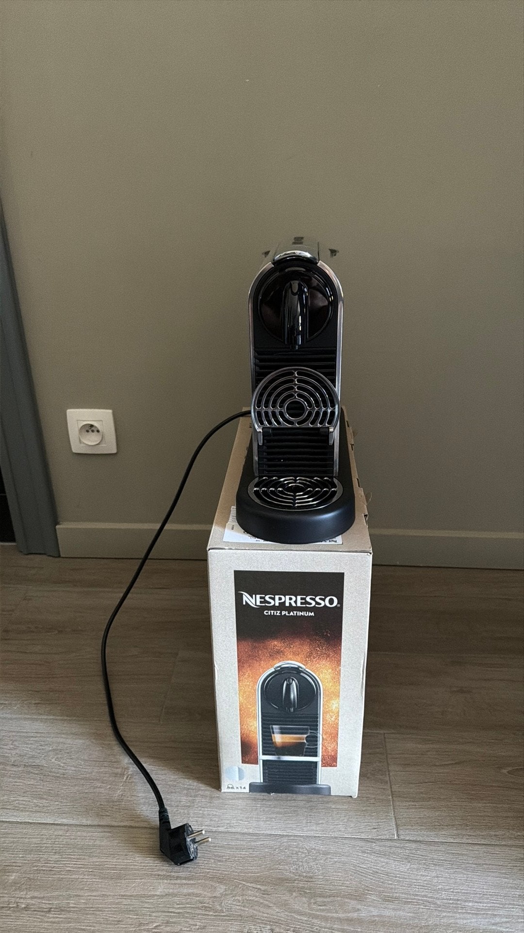 Nespresso Citiz Platinum, Elektronische apparatuur, Koffiezetapparaten, Ophalen, Espresso apparaat, Zo goed als nieuw, 1 kopje