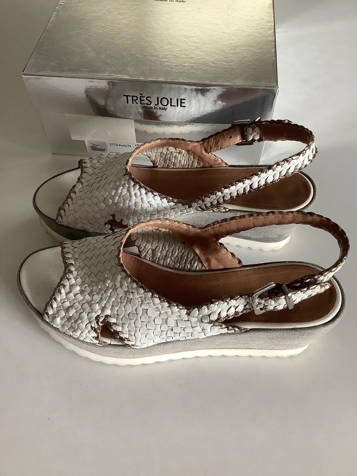 Sandalen tres Jolie, Ophalen of Verzenden, Zo goed als nieuw