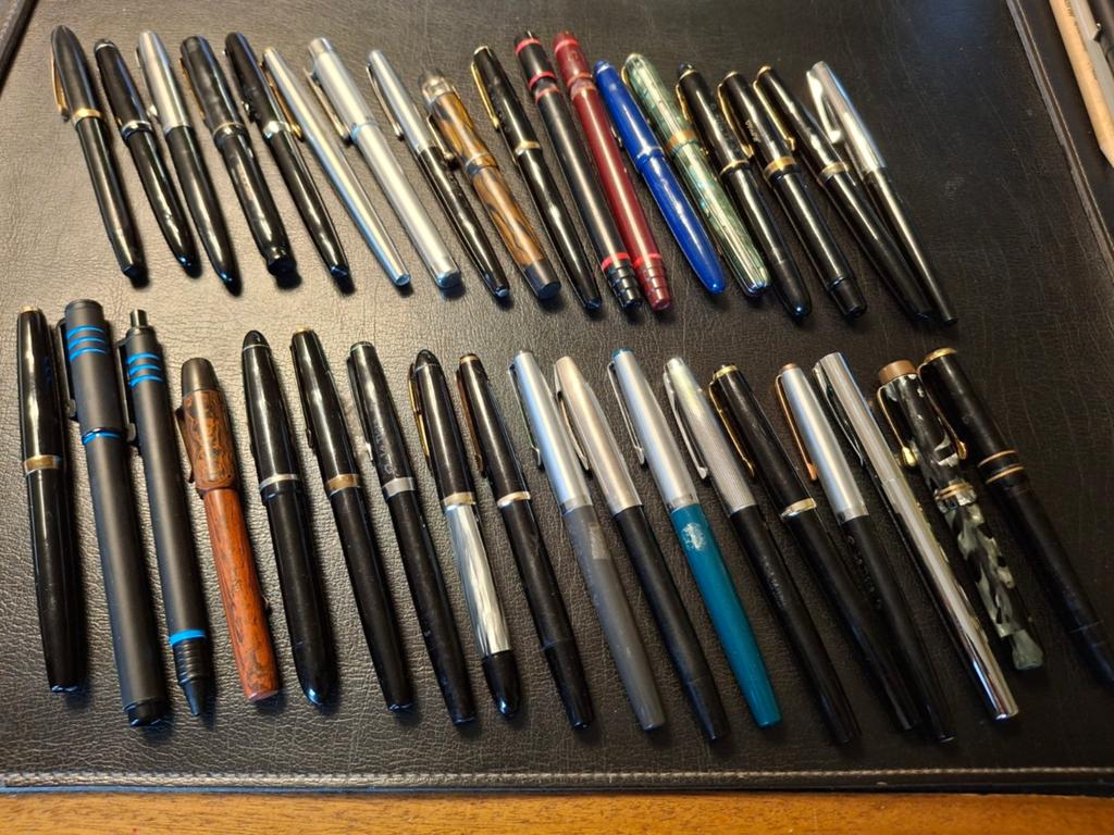 Groot lot pennen..., Verzamelen, Pennenverzamelingen, Parker, Verzenden