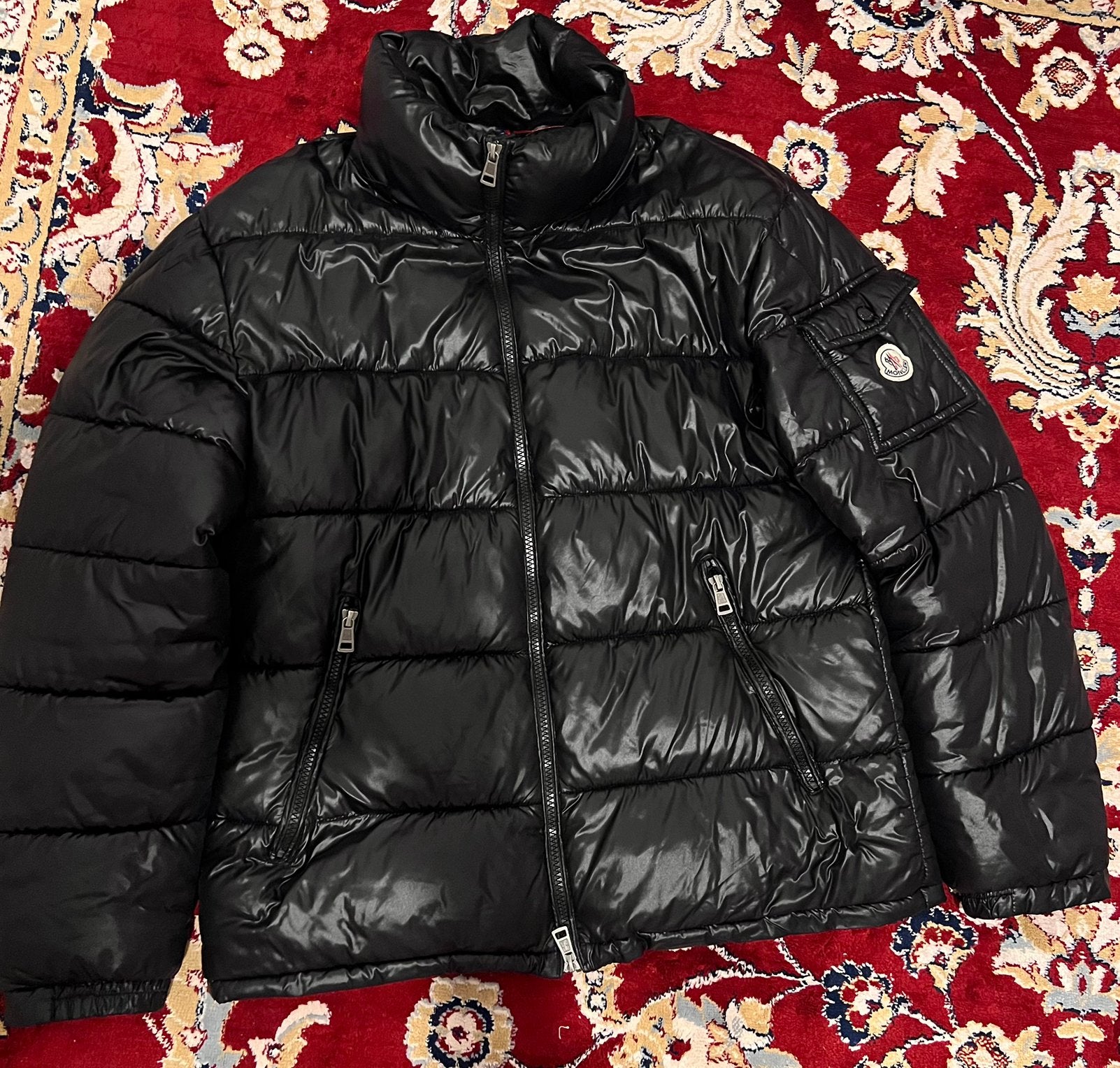 Moncler Maya Jacket, Ophalen, Zo goed als nieuw, Maat 48/50 (M), Zwart