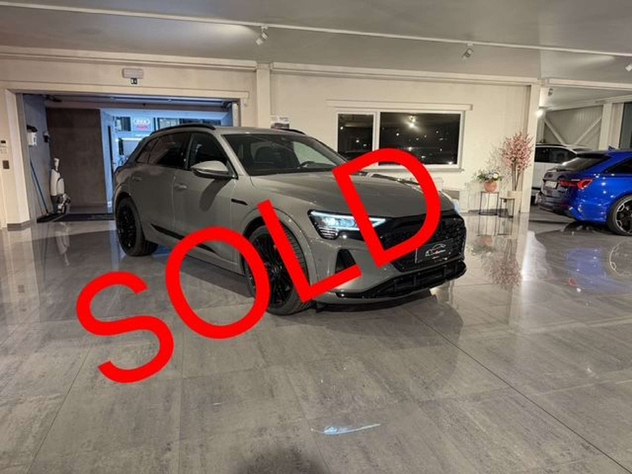 Audi Q8 e-tron SOLD BIJ GARAGE VRIENS YVES BV! (bj 2023), Automaat, Zwart, 340 pk, 2585 kg