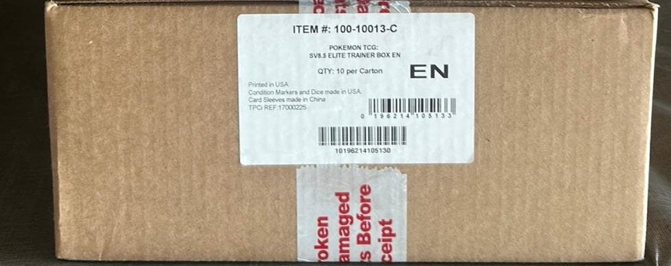 Prismatic etb case, Hobby en Vrije tijd, Verzamelkaartspellen | Pokémon, Ophalen