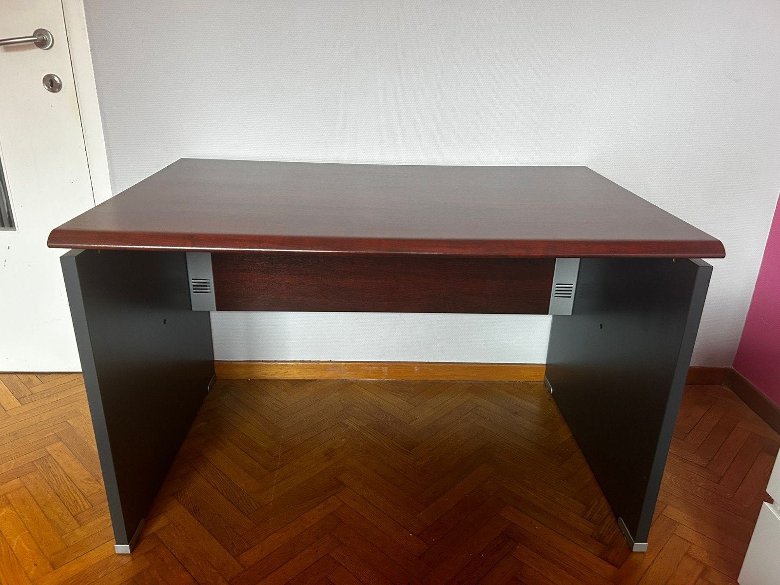 Bureau en bois  couleur acajou et gris, Maison & Meubles, 120 cm, Vintage, Enlèvement, 80 cm