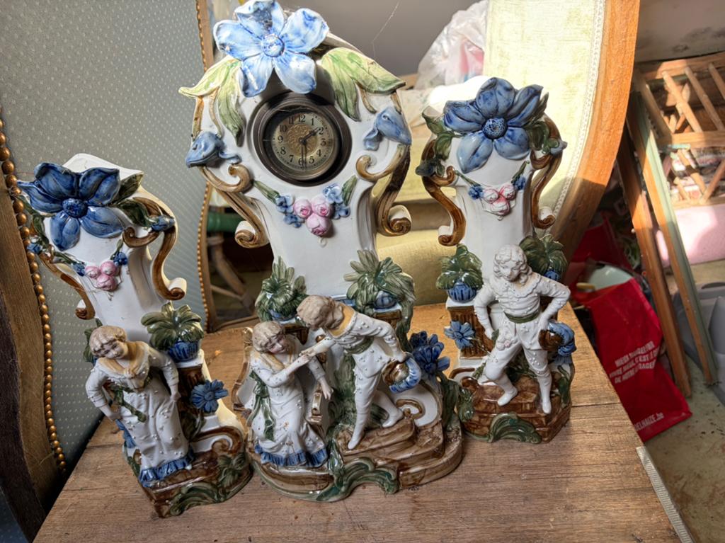 Garniture de cheminée en porcelaine, Antiquités & Art, Enlèvement