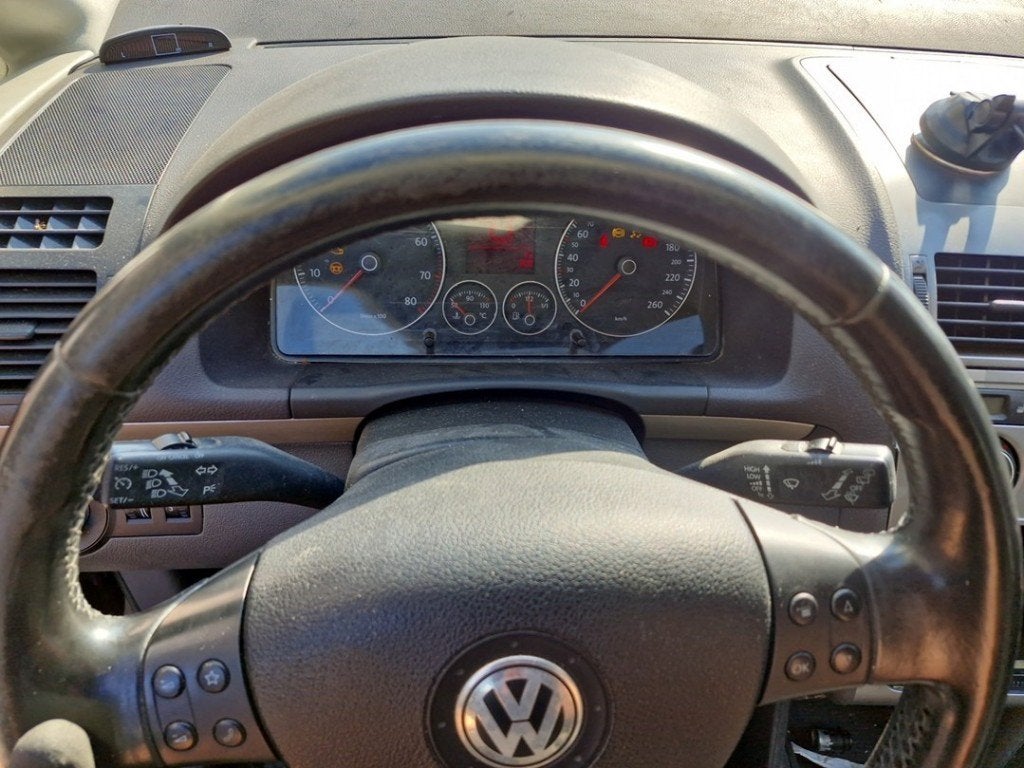 COMBINE COMMODO Volkswagen Touran (1T1 / T2), Volkswagen, Volkswagen AG, Utilisé, Kundenbetreuung@volkswagen.de