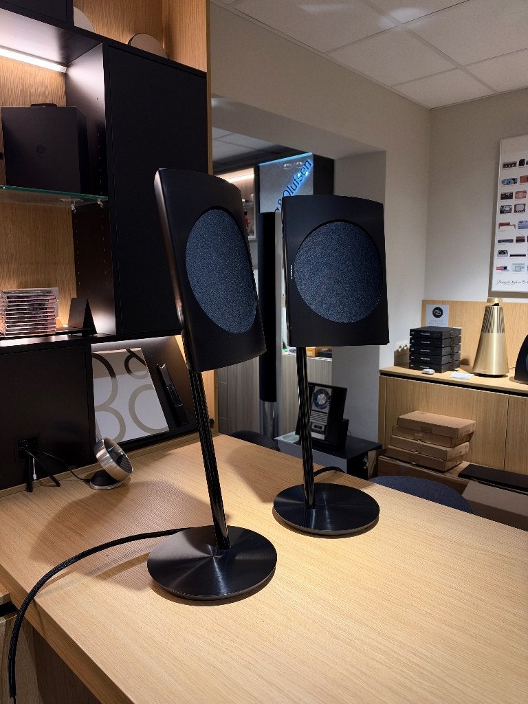 Bang & Olufsen Beolab 17 Black met vloer stands WISA - B&O, TV, Hi-fi & Vidéo, Compatible son surround/home cinéma, Info@bang-olufsen.dk