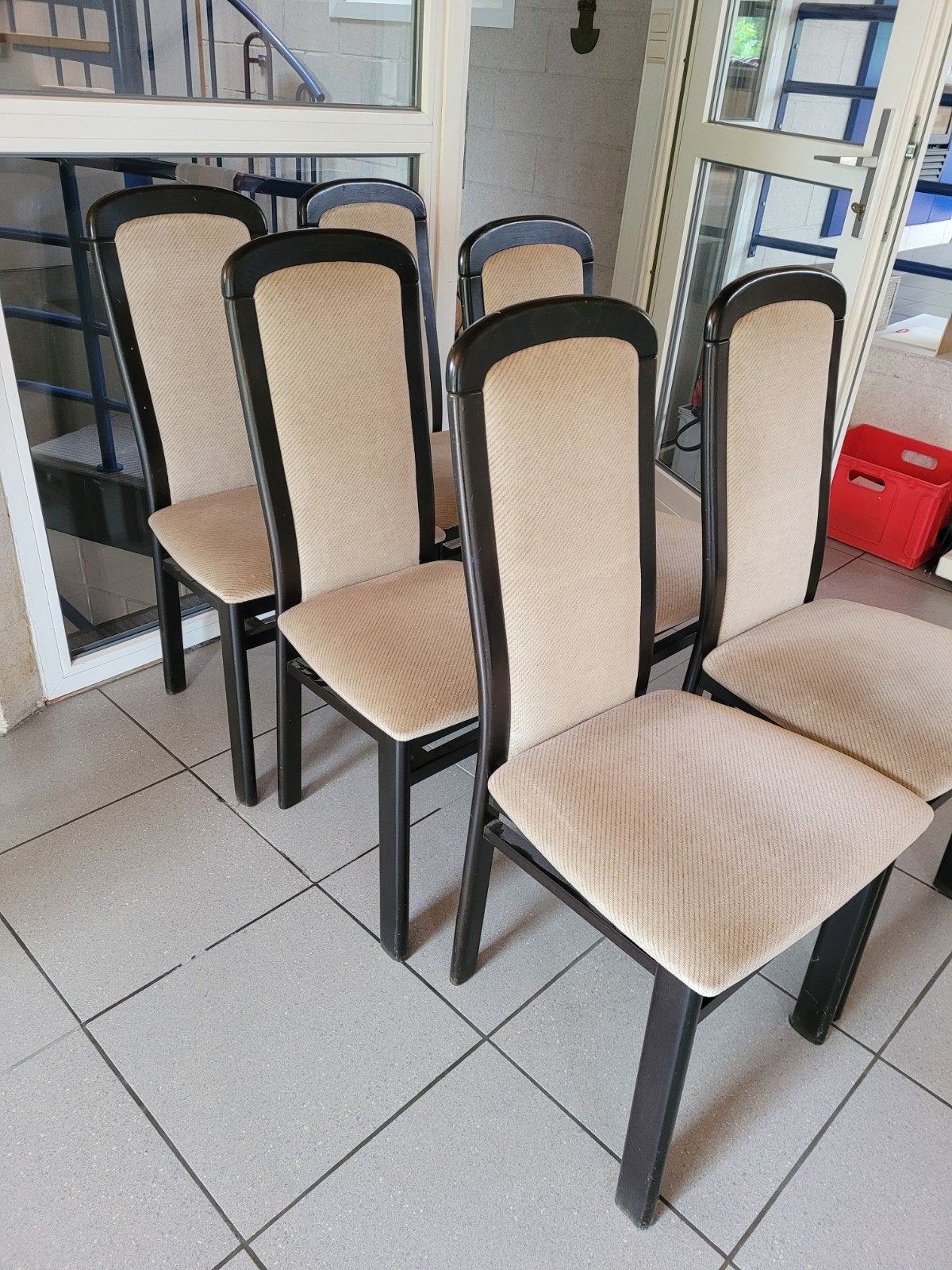6 eetkamerstoelen, Ophalen