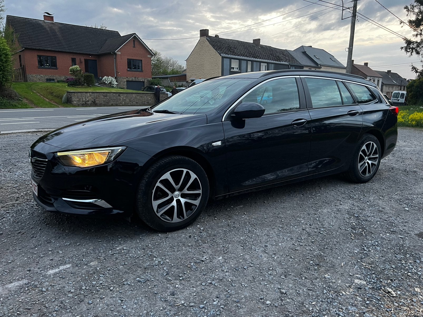 Opel insignia 1.6cdti, Euro 6, Boîte manuelle, Noir, 5 portes
