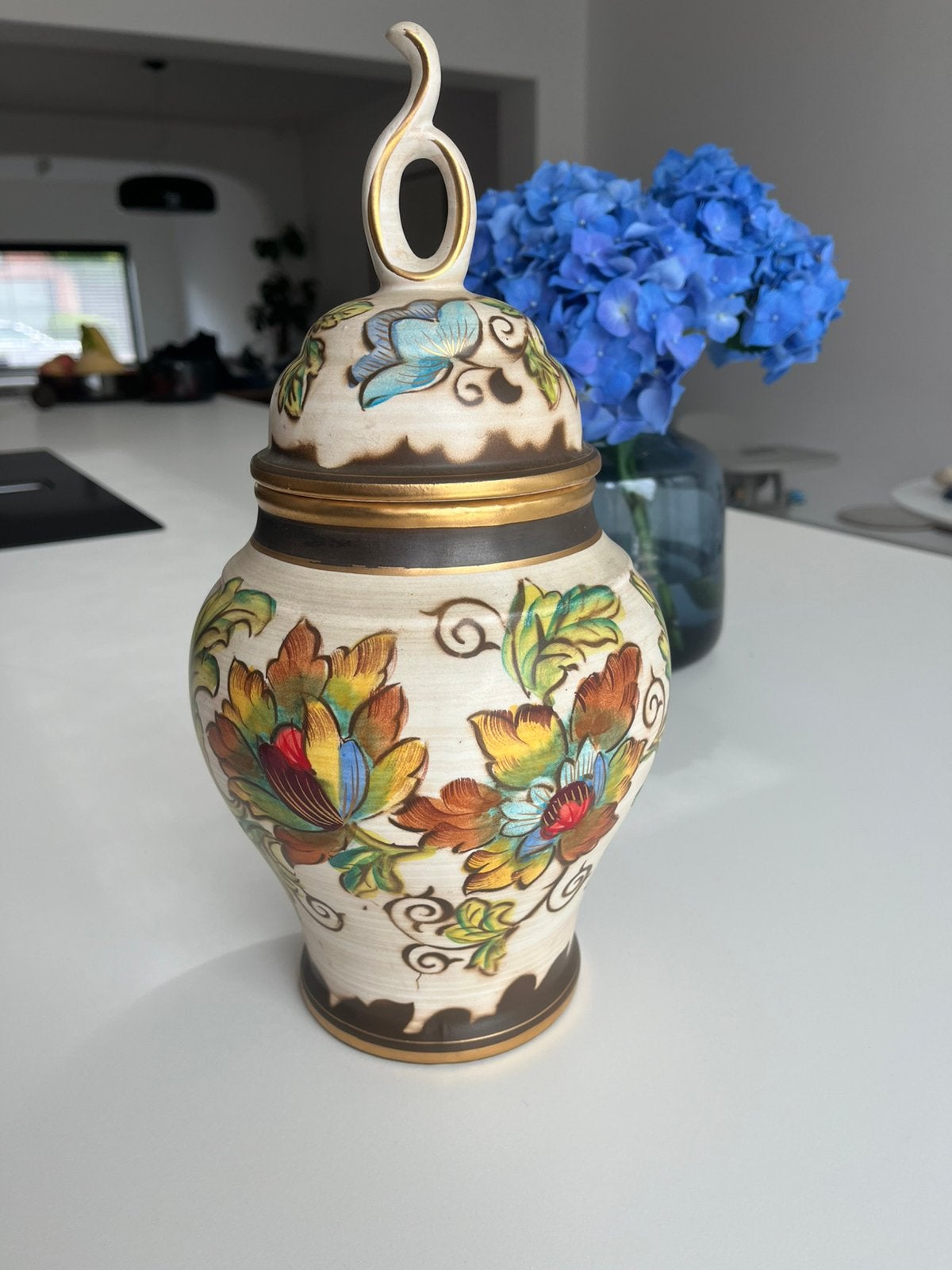 Vintage H. Bequet Quaregnon siervaas, Enlèvement