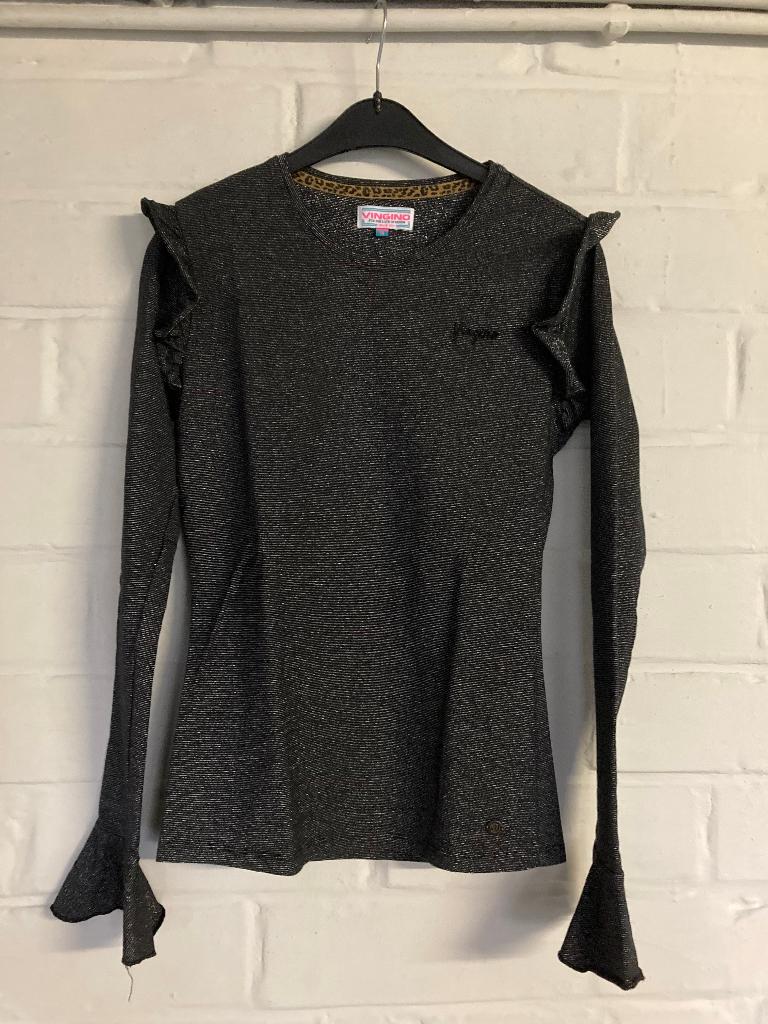 Zwart met zilver gespikkeld t-shirt lange mouw, Vingino, 164, Enfants & Bébés, Vêtements enfant | Taille 164, Enlèvement ou Envoi