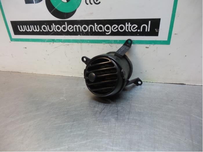 Luchtrooster Dashboard van een Daewoo Kalos (Kalos 02-), Gebruikt, -, Daewoo, -