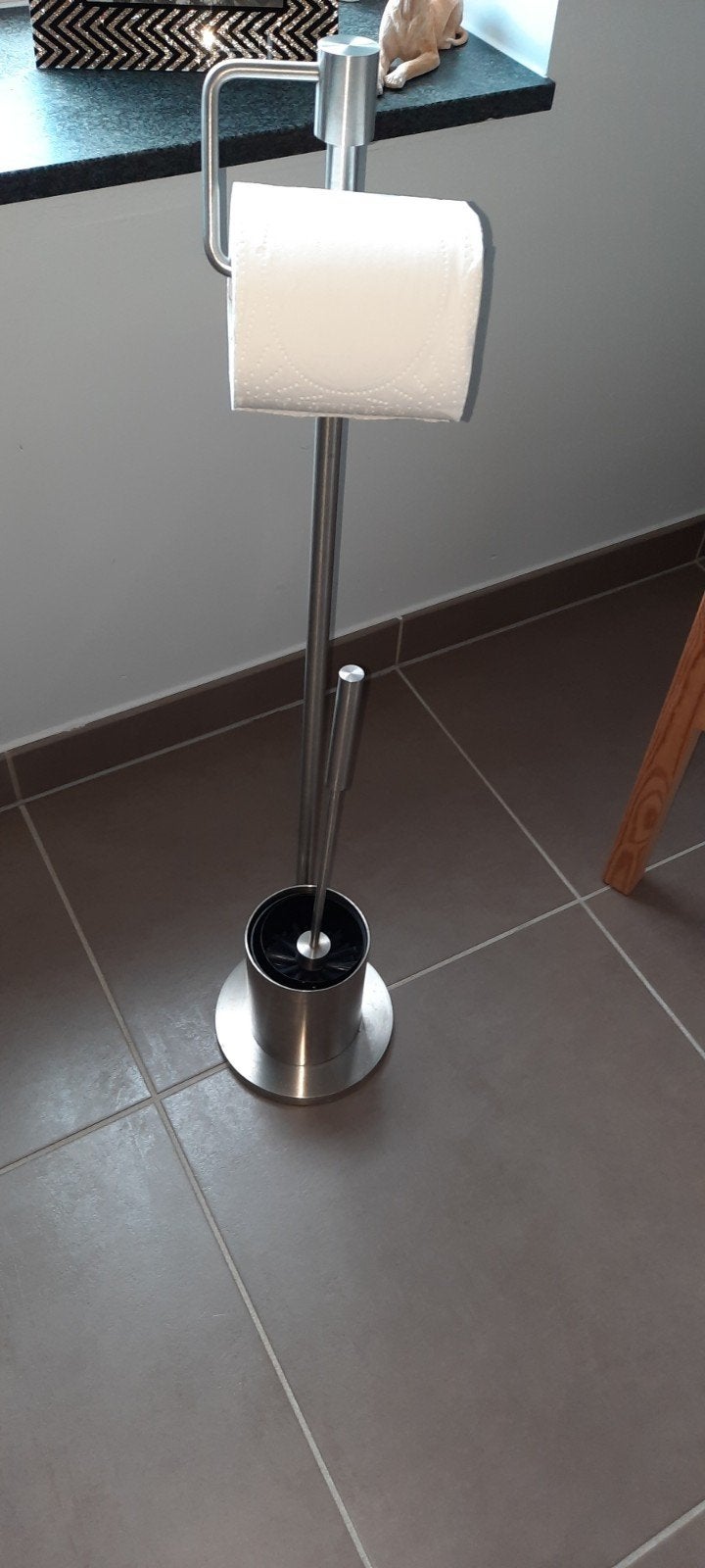 Wc borstel gekocht 199€ nu voor 20€, Huis en Inrichting, Ophalen