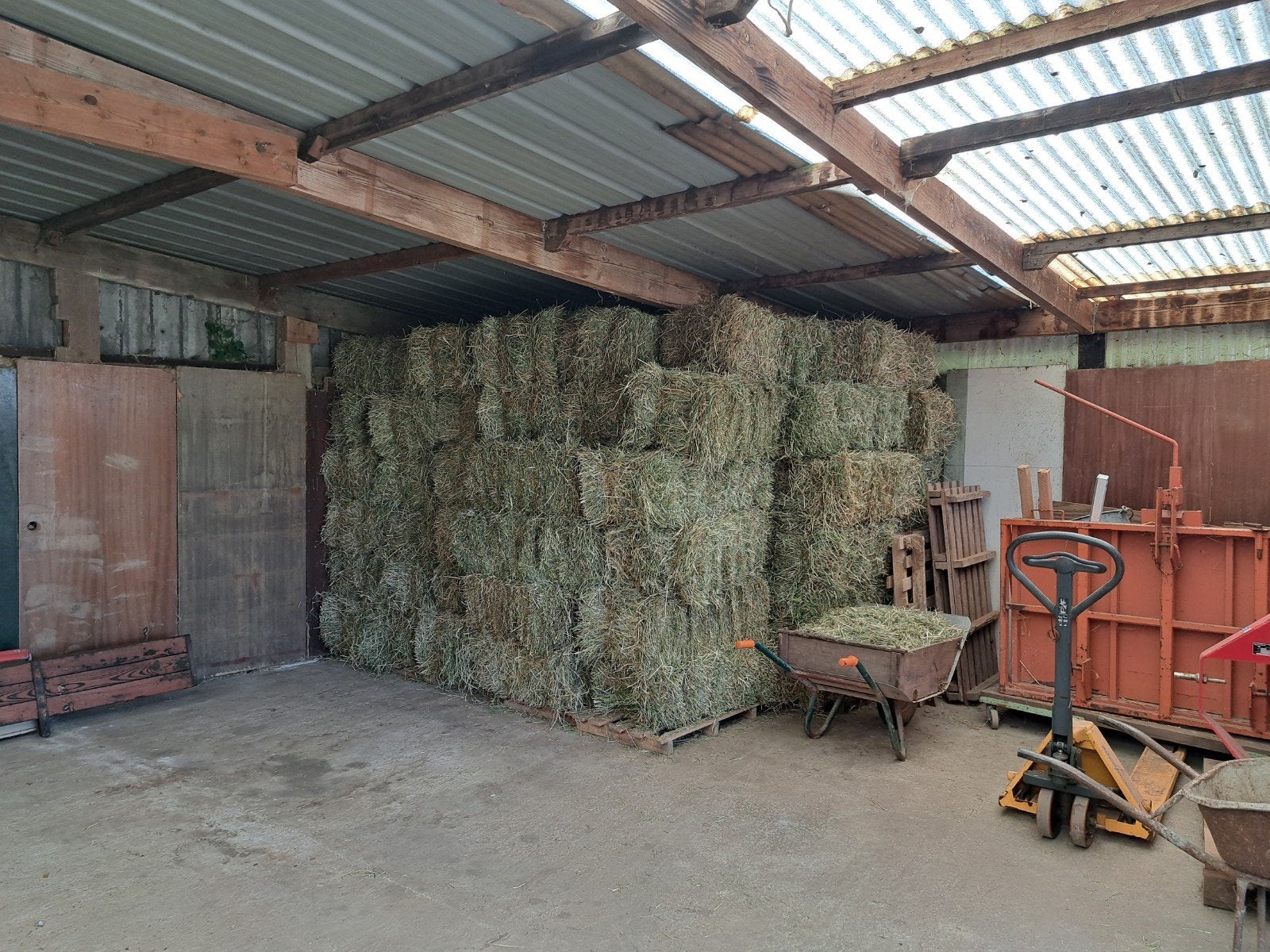Hooi en voordroog te koop, Dieren en Toebehoren, Ophalen