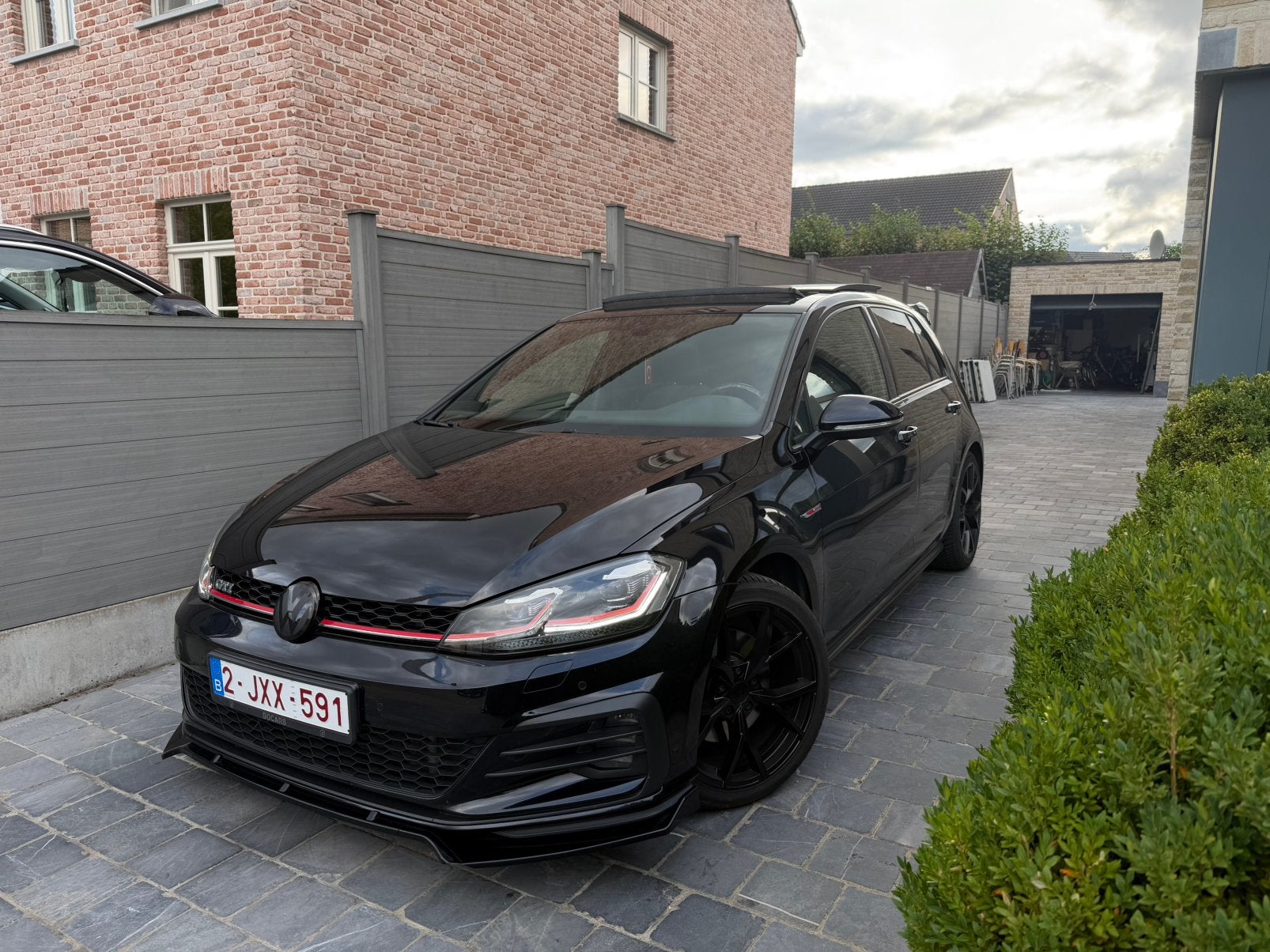 Volkswagen 7.5 GTİ - Pano - Batterie - Sans clé, Achat, Euro 6, Noir, 5 portes