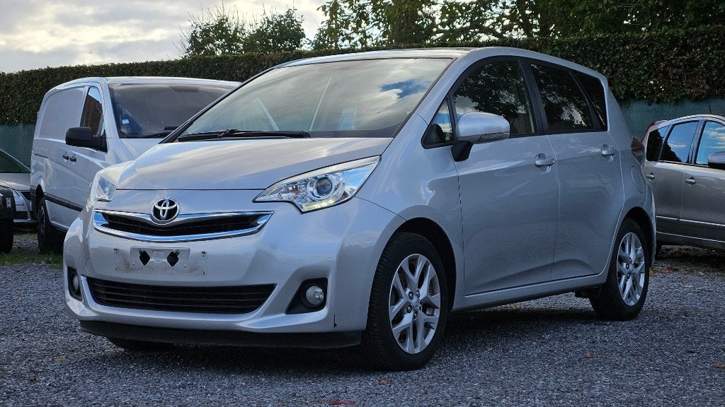 Toyota Verso S -2015 -1,3 Benz. -119.000km, Dealer onderhouden, Bedrijf, Handgeschakeld, 1300 cc