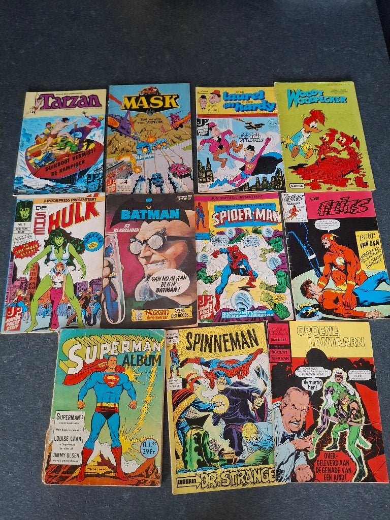 11 oude strips., Boeken, Meerdere comics, Ophalen of Verzenden, Gelezen